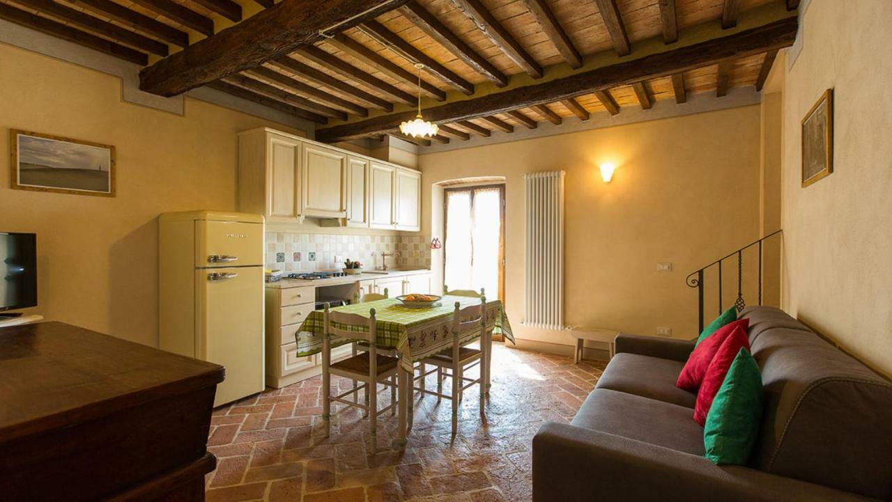 Villa Borgo Pie' di Gamboi Chianni Esterno foto