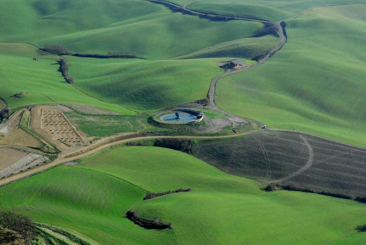 Villa Borgo Pie' di Gamboi Chianni Esterno foto